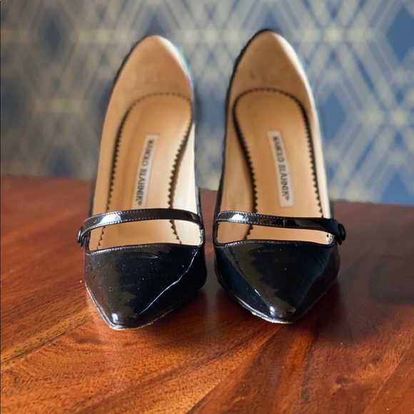 Manolo Blahnik fabulous black patent heels, 37.5 - Picture 2 of 10